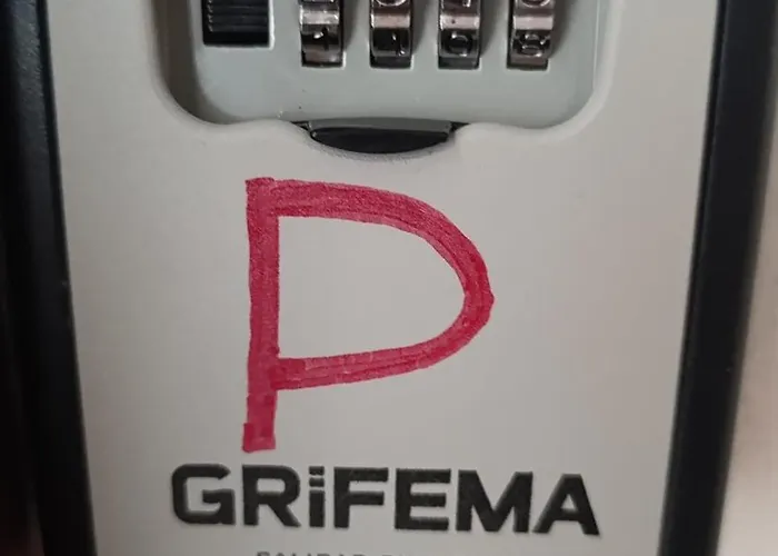 Cerca Aeropuerto Y Playa Privat bolig