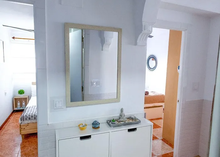 Habitación Cama Matrimonio Piso Compartido Torremolinos