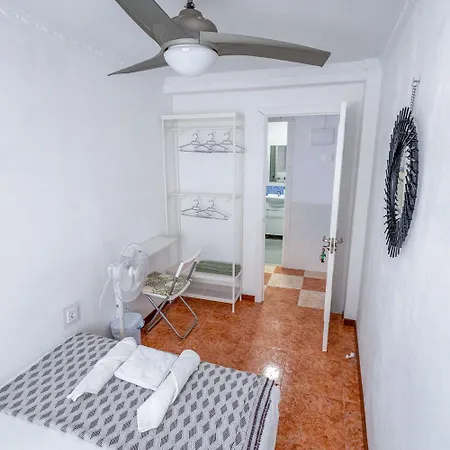 Cama Matrimonio Piso Compartido Homestay Torremolinos