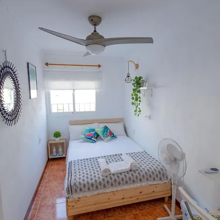 Homestay Cama Matrimonio Piso Compartido